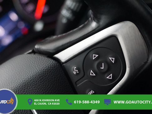 Used 2020 GMC Acadia SLE FWD image 21