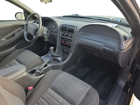Used 2001 Ford Mustang GT RWD image 19