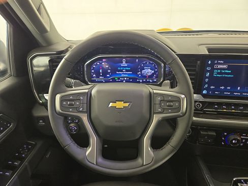 Certified 2025 Chevrolet Silverado 1500 LTZ w/ LTZ Premium Package image 14