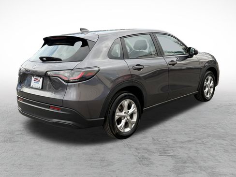 Certified 2023 Honda HR-V LX image 6