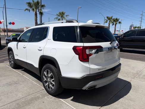 Used 2023 GMC Acadia SLT AWD/4WD image 3