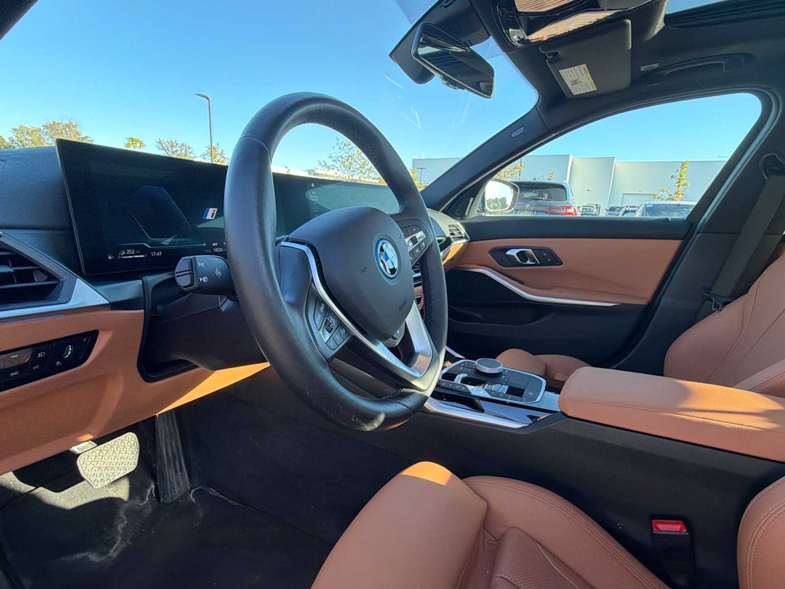Used 2024 BMW 330e xDrive w/ Premium Package AWD/4WD image 19