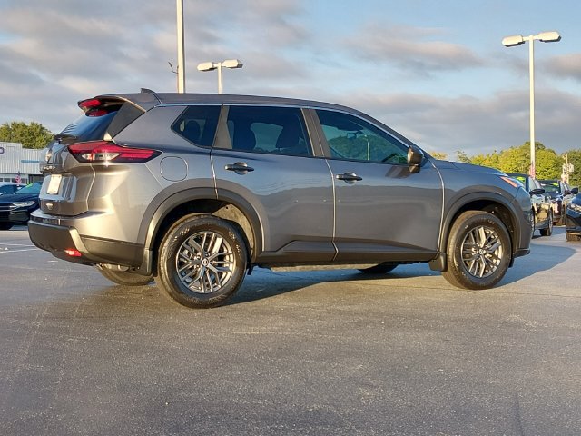 Certified 2026 Nissan Rogue S FWD image 3