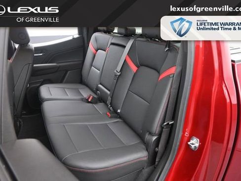 Used 2025 Chevrolet Colorado Z71 w/ Technology Package AWD/4WD image 27