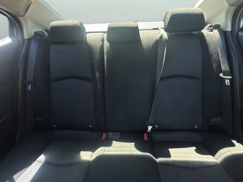 Used 2018 MAZDA MAZDA3 Sport FWD image 19
