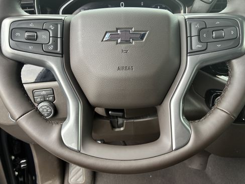 Used 2026 Chevrolet Silverado 1500 RST AWD/4WD image 28