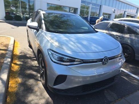 Used 2022 Volkswagen ID.4 Pro S image 2