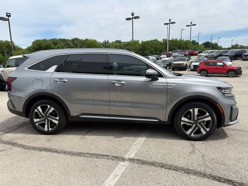 Used 2023 Kia Sorento SX Prestige AWD/4WD image 8