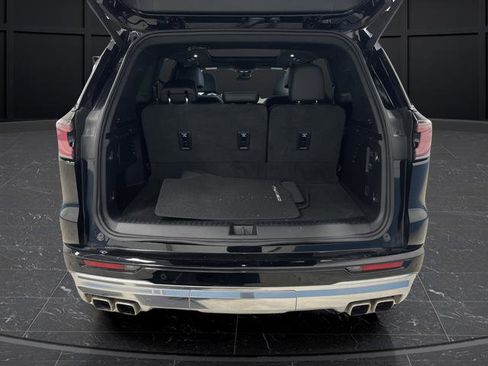 Used 2024 GMC Acadia Denali w/ Super Cruise Package image 15