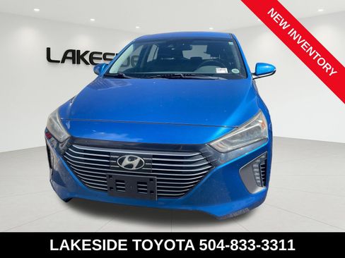 Used 2018 Hyundai Ioniq SEL w/ SEL Tech Package 02 FWD image 2