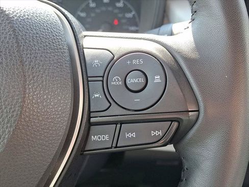 Certified 2024 Toyota Corolla SE AWD/4WD image 19