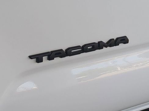 Used 2023 Toyota Tacoma TRD Pro AWD/4WD image 37