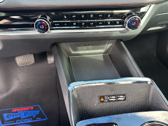 Used 2025 Chevrolet Equinox RS FWD image 23