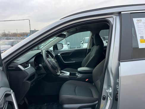 Used 2025 Toyota RAV4 LE image 26