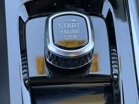 New 2026 Volvo XC60 B5 Ultra w/ Protection Package image 26