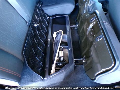 Used 2020 Toyota Tacoma TRD Off-Road image 26