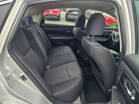 Used 2017 Nissan Altima 2.5 S w/ Power Driver Seat Package FWD image 25