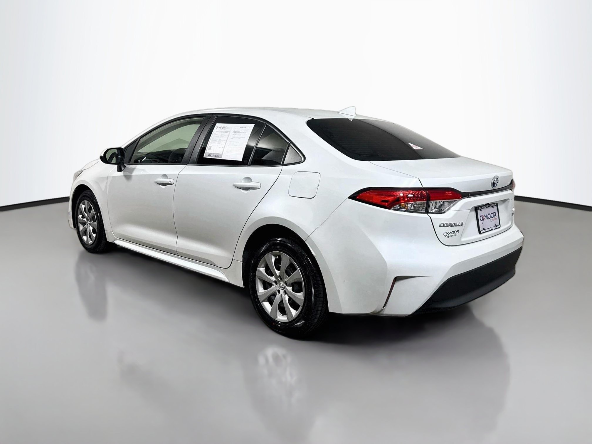 Certified 2024 Toyota Corolla LE FWD image 5