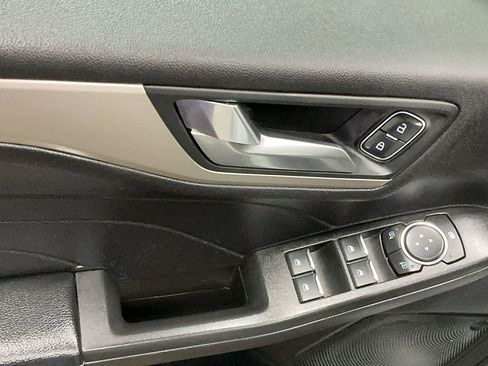 Certified 2021 Ford Escape SE w/ Cold Weather Package image 12