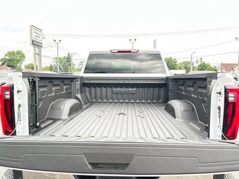 New 2026 GMC Sierra 2500 SLT w/ SLT Convenience Package AWD/4WD image 10