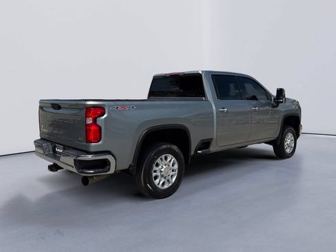 Used 2024 Chevrolet Silverado 2500 LTZ AWD/4WD image 3