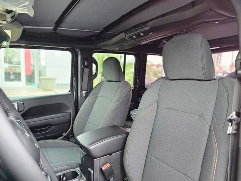 New 2026 Jeep Wrangler Unlimited Sport AWD/4WD image 23