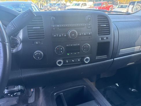 Used 2011 Chevrolet Silverado 1500 LT w/ All-Star Edition image 28