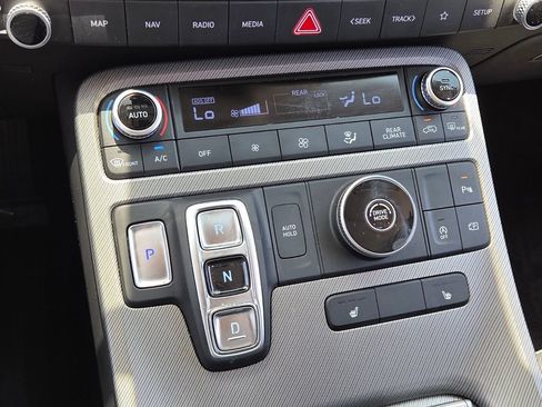 Used 2024 Hyundai Palisade SEL FWD image 26