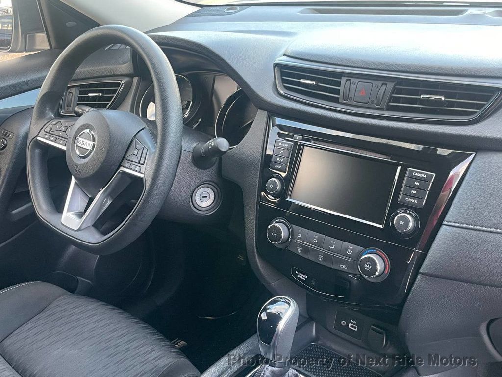 Used 2018 Nissan Rogue S FWD image 19