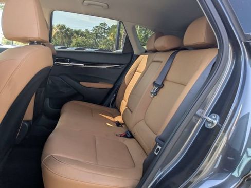 Used 2024 Kia Seltos EX FWD image 13