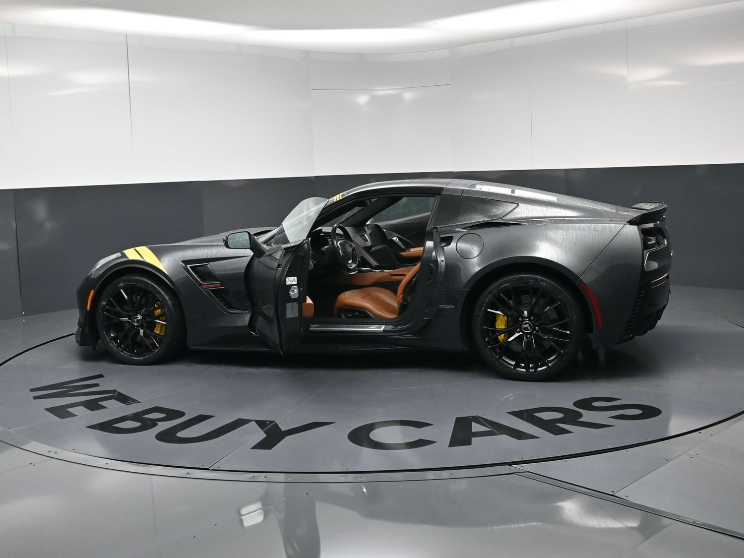 Used 2018 Chevrolet Corvette Grand Sport RWD image 21