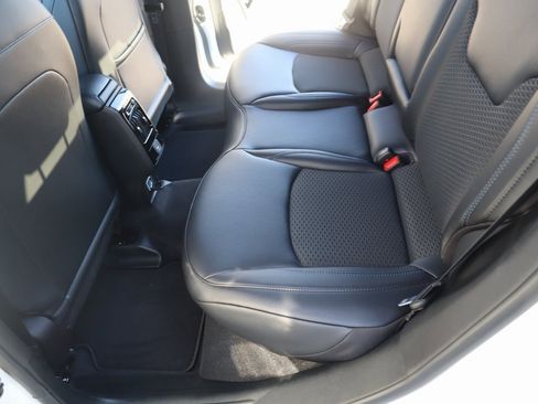 New 2026 Jeep Compass Latitude image 12