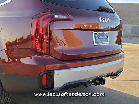 Used 2023 Kia Telluride S w/ S Sunroof Package AWD/4WD image 5