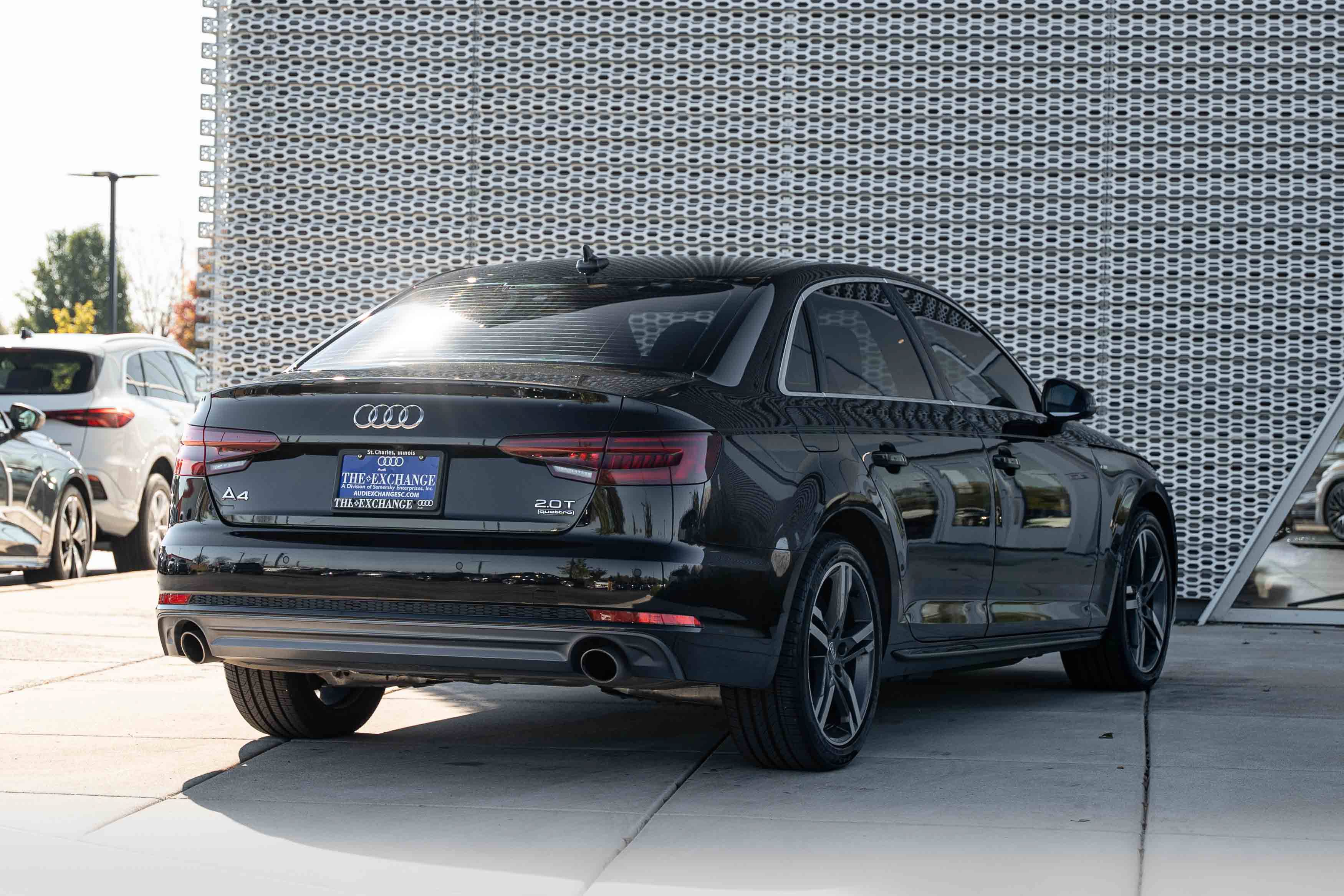Used 2018 Audi A4 2.0T Premium Plus w/ Premium Plus Package AWD/4WD image 4