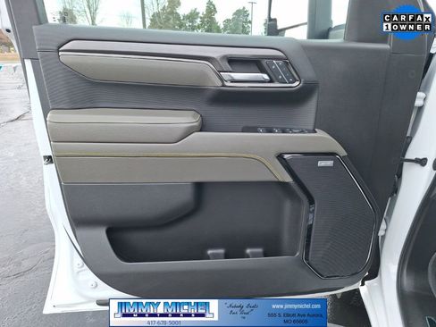 Used 2023 Chevrolet Silverado 1500 ZR2 w/ Technology Package image 2