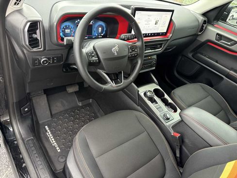 Used 2025 Ford Bronco Sport Free Wheeling w/ Convenience Package AWD/4WD image 10
