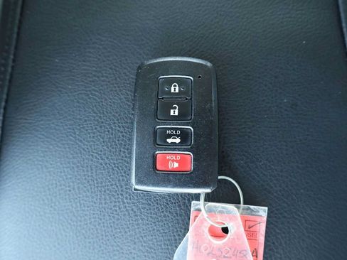 Used 2017 Toyota Avalon XLE Premium FWD image 20