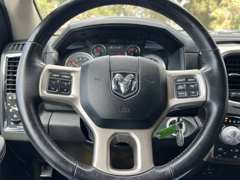 Used 2018 RAM 1500 Laramie AWD/4WD image 21