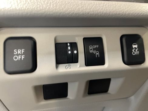 Used 2018 Subaru Forester 2.5i Premium image 13