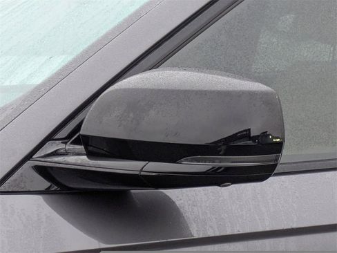 Used 2023 Jeep Grand Cherokee L Limited w/ Luxury Tech Group II image 11