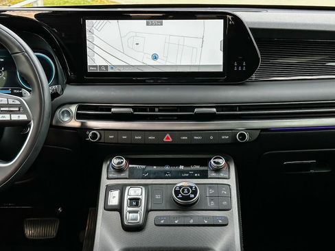 Used 2025 Hyundai Palisade Calligraphy image 32