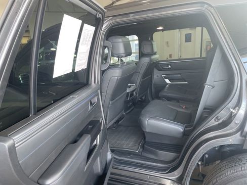 Used 2024 Toyota Sequoia Platinum AWD/4WD image 13