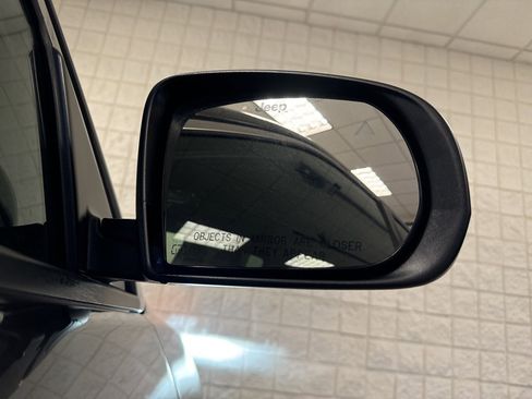 Used 2023 Jeep Compass Latitude w/ Convenience Group image 27