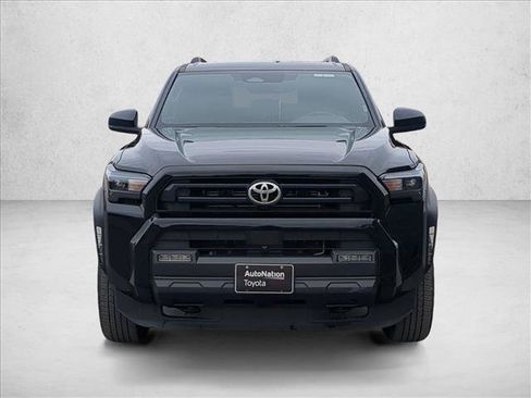 Certified 2025 Toyota 4Runner SR5 image 2