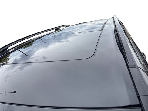 New 2026 BMW X7 M60i w/ Executive Package image 12