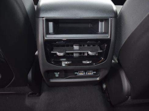 New 2026 Jeep Grand Cherokee Laredo X image 27