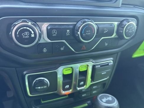 Used 2020 Jeep Wrangler Sport image 20