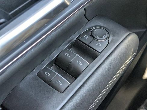 New 2026 GMC Terrain Denali w/ LPO, Floor Liner Package image 28