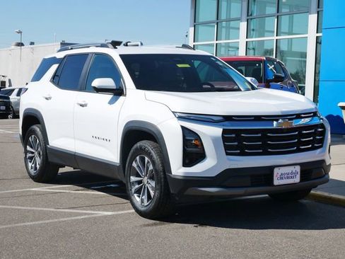 Used 2025 Chevrolet Equinox LT w/ Convenience Package II AWD/4WD image 23