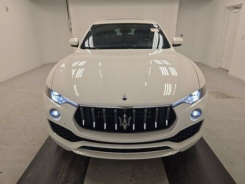 Used 2023 Maserati Levante GT AWD/4WD image 2